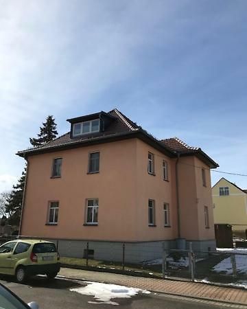Liebevoll Eingerichtete Ferienwohnung Im Dg Zwenkau Extérieur photo