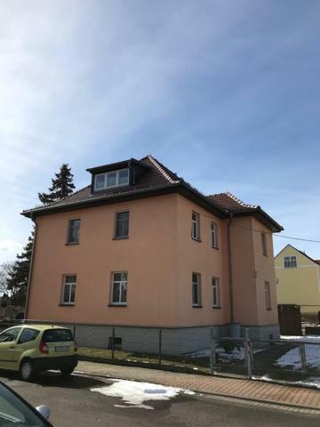 Liebevoll Eingerichtete Ferienwohnung Im Dg Zwenkau Extérieur photo